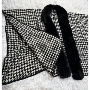 Women's Cape / Poncho Jones NY Houndstooth Tweed Faux Fur Lapel Winter New!